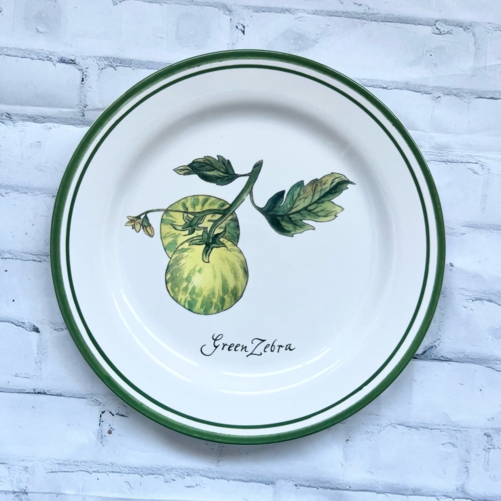 4 WILLIAMS SONOMA HEIRLOOM TOMATOES SALAD PLATES DISCONTINUED 8 3/4" Garden - Picture 8 of 11